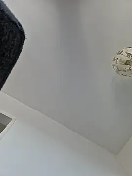 Snapshot of cuci45 chatting on March 14, 2026, 9:37 am cuci45 online show from March 14, 2026, 9:37 am