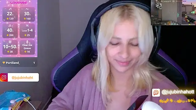 jujubinhahot online show from October 30, 2025, 2:35 am