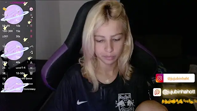 jujubinhahot online show from December 14, 2025, 6:41 am