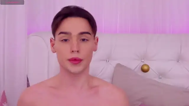 RobbyCharming online show from December 17, 2024, 2:12 am