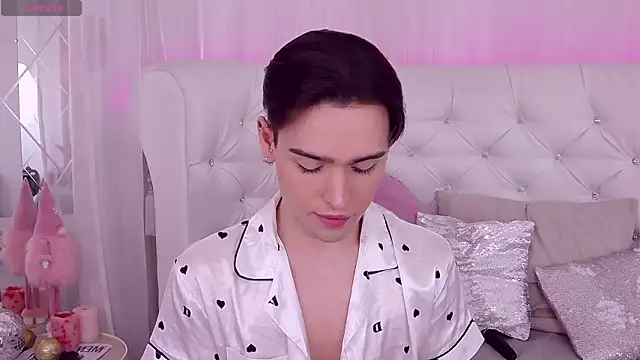 RobbyCharming online show from January 3, 2025, 10:51 pm