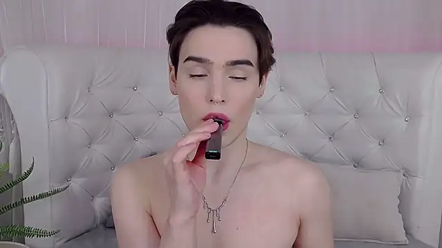 RobbyCharming online show from May 2, 2026, 4:50 am