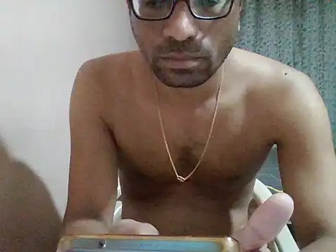 sexx4 online show from September 29, 2025, 6:35 pm