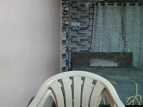 sexx4 online show from October 9, 2025, 5:33 pm