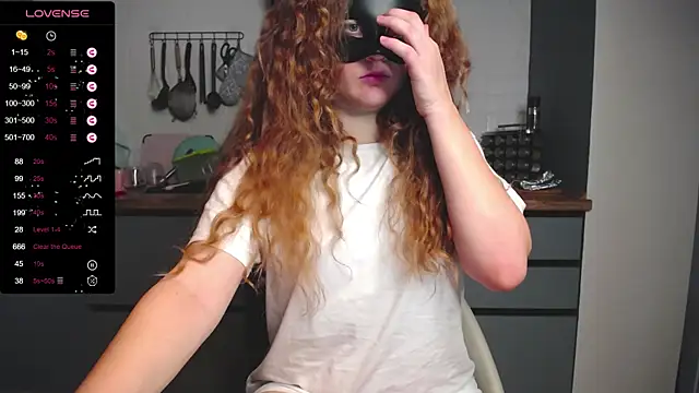 BubbbleGumm online show from February 6, 2025, 7:51 pm