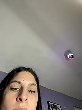charlotte stevenss  online show from December 25, 2024, 5:05 pm