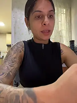 charlotte stevenss  online show from October 6, 2025, 3:09 pm