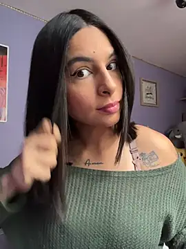 charlotte stevenss  online show from October 12, 2025, 3:00 pm