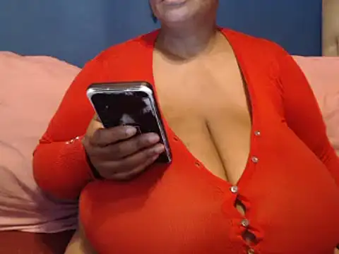 Snapshot of CUTEFIRMMELONSS chatting on January 9, 2025, 4:52 am CUTEFIRMMELONSS online show from January 9, 2025, 4:52 am