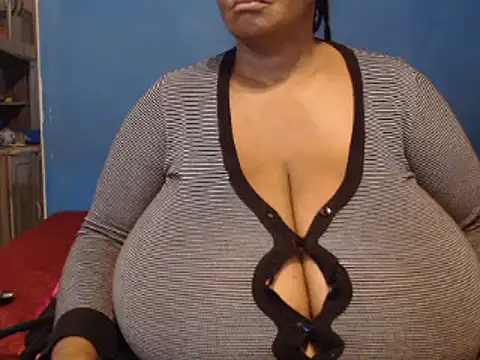 Snapshot of CUTEFIRMMELONSS chatting on January 23, 2025, 4:41 am CUTEFIRMMELONSS online show from January 23, 2025, 4:41 am