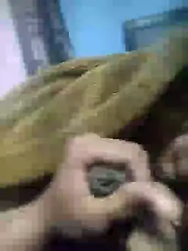 Snapshot of Deshilund9 chatting on December 18, 2024, 12:54 am Deshilund9 online show from December 18, 2024, 12:54 am