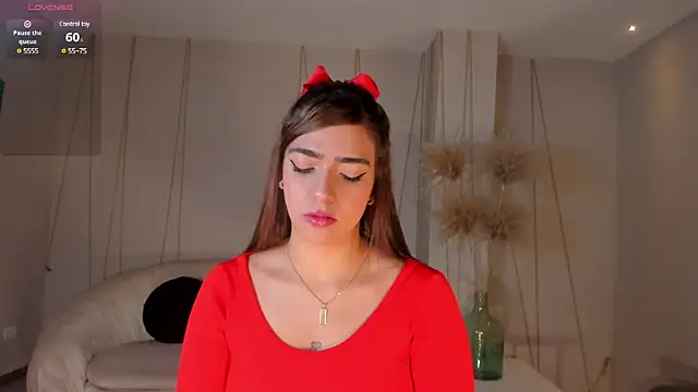 MariamRivera  online show from January 31, 2025, 3:52 am