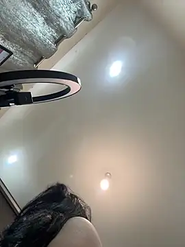 Samira30 online show from February 18, 2026, 9:16 am