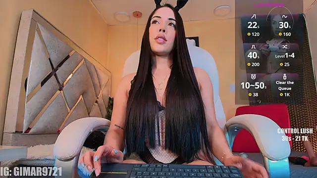marcela Davila online show from July 19, 2026, 11:41 pm