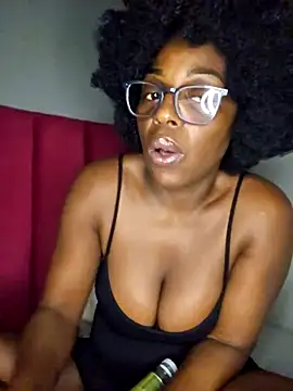 Shaniko89 online show from April 22, 2026, 3:42 am