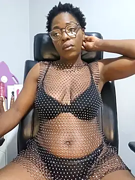 Shaniko89 online show from June 30, 2026, 10:11 pm