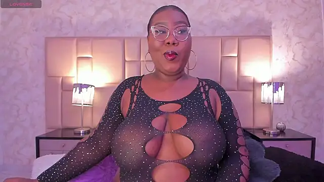 Darnellqueen online show from December 6, 2024, 4:47 am