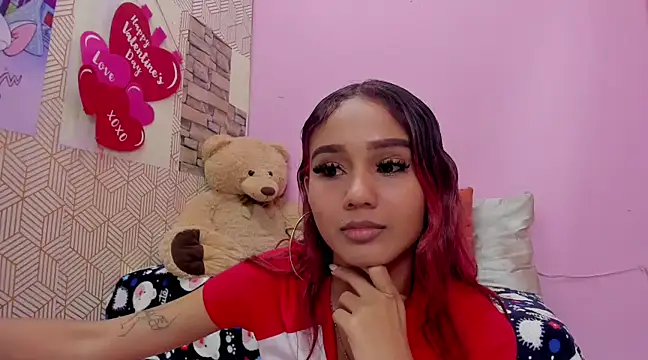MarianaManzur online show from January 3, 2025, 4:37 pm