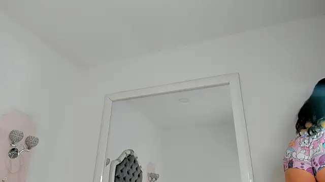 Valentina Ross  online show from February 20, 2026, 12:05 pm