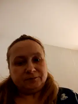 Snapshot of She-devilx chatting on February 10, 2026, 10:25 pm She-devilx online show from February 10, 2026, 10:25 pm