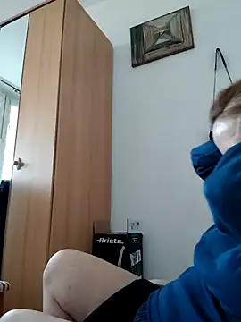 Snapshot of She-devilx chatting on February 20, 2026, 3:12 pm She-devilx online show from February 20, 2026, 3:12 pm