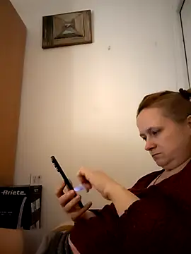 Snapshot of She-devilx chatting on February 23, 2026, 9:56 pm She-devilx online show from February 23, 2026, 9:56 pm