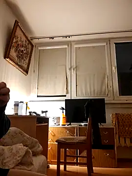 Snapshot of She-devilx chatting on April 1, 2026, 8:50 pm She-devilx online show from April 1, 2026, 8:50 pm