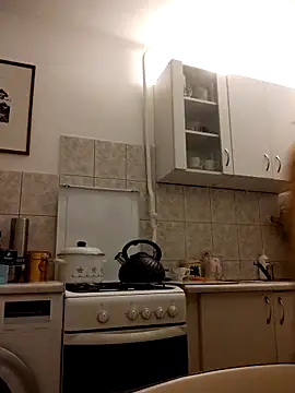 Snapshot of She-devilx chatting on April 4, 2026, 10:51 pm She-devilx online show from April 4, 2026, 10:51 pm