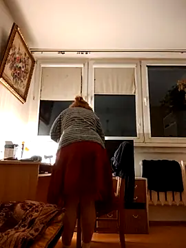 Snapshot of She-devilx chatting on April 10, 2026, 10:47 pm She-devilx online show from April 10, 2026, 10:47 pm