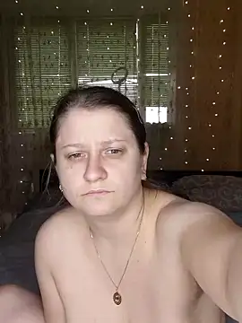 Snapshot of CumCpl chatting on October 24, 2025, 6:43 am CumCpl online show from October 24, 2025, 6:43 am