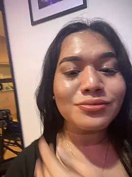 junealovexx online show from September 18, 2025, 1:46 pm