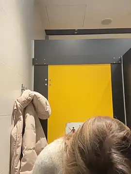 ValenciaShock online show from February 1, 2026, 6:45 am