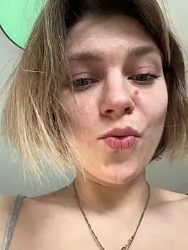 ValenciaShock online show from March 13, 2026, 6:42 am