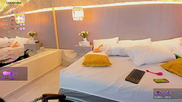 Snapshot of Isabella_Daniell chatting on March 8, 2026, 3:43 am Isabella Daniell online show from March 8, 2026, 3:43 am