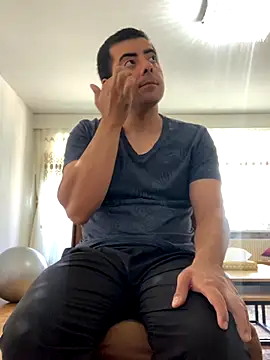  Playboy  online show from September 18, 2025, 1:35 pm