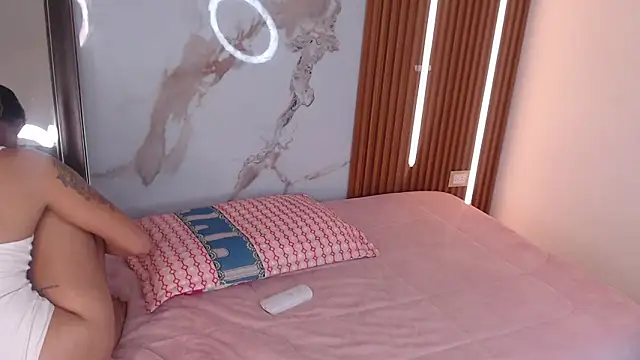 Snapshot of mary_live chatting on September 25, 2025, 8:01 pm mary live online show from September 25, 2025, 8:01 pm