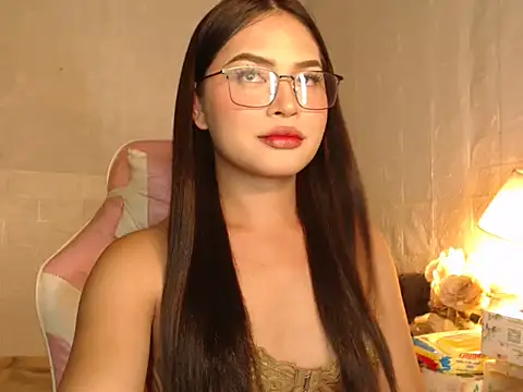 Ashely Lewis online show from October 8, 2025, 3:31 pm