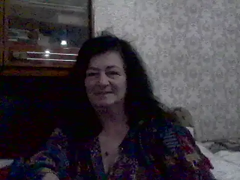 GypsiQueen2 online show from February 1, 2025, 5:16 pm