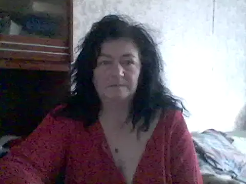GypsiQueen2 online show from February 6, 2025, 12:26 pm
