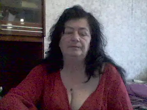 GypsiQueen2 online show from February 7, 2025, 9:26 am