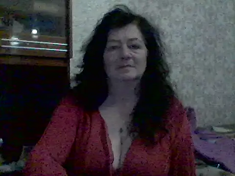 GypsiQueen2 online show from February 7, 2025, 4:35 pm