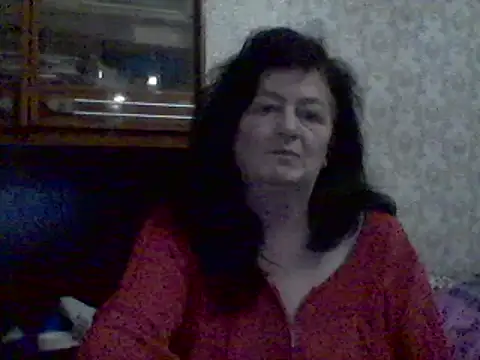 GypsiQueen2 online show from February 10, 2025, 8:42 pm