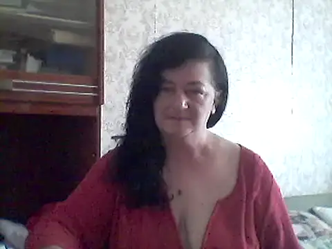 GypsiQueen2 online show from February 12, 2025, 9:20 am