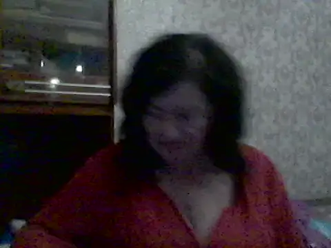 GypsiQueen2 online show from February 12, 2025, 3:49 pm