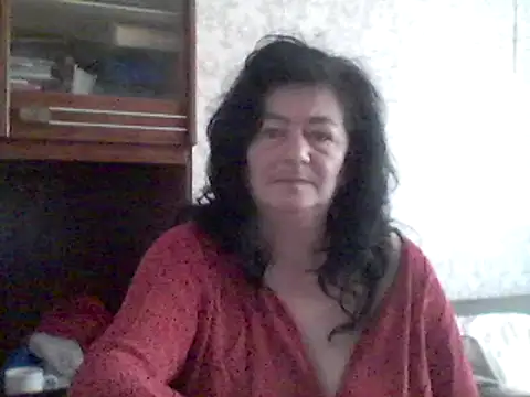 GypsiQueen2 online show from February 14, 2025, 7:07 am
