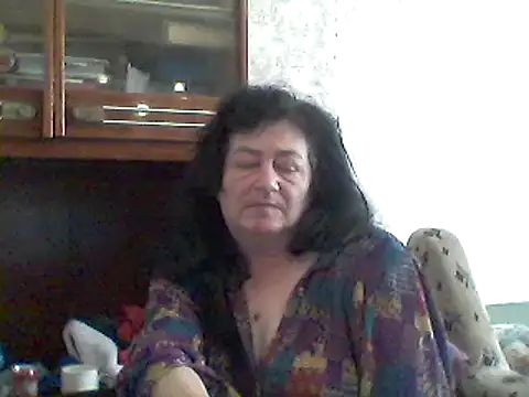 GypsiQueen2 online show from February 21, 2025, 12:39 pm