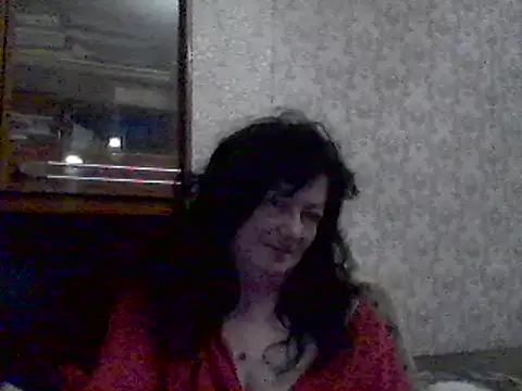 GypsiQueen2 online show from February 23, 2025, 8:33 pm