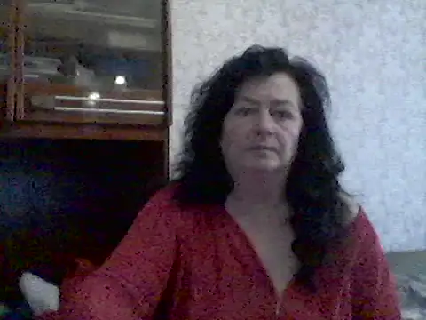 GypsiQueen2 online show from March 1, 2025, 1:18 pm