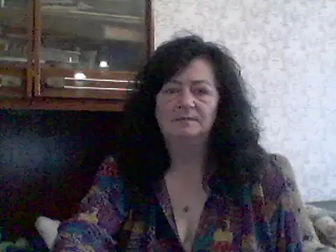GypsiQueen2 online show from March 3, 2025, 12:48 pm
