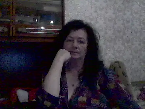 GypsiQueen2 online show from March 5, 2025, 10:21 pm